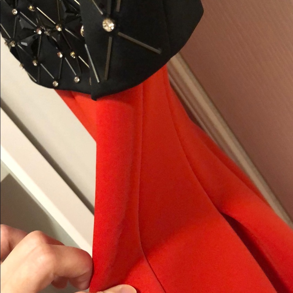 BC DRESS - Picture 4 of 8